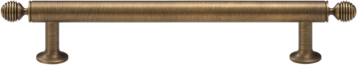 HARRINGTON BAR PULL WITH FLUTED GLOBE ENDS