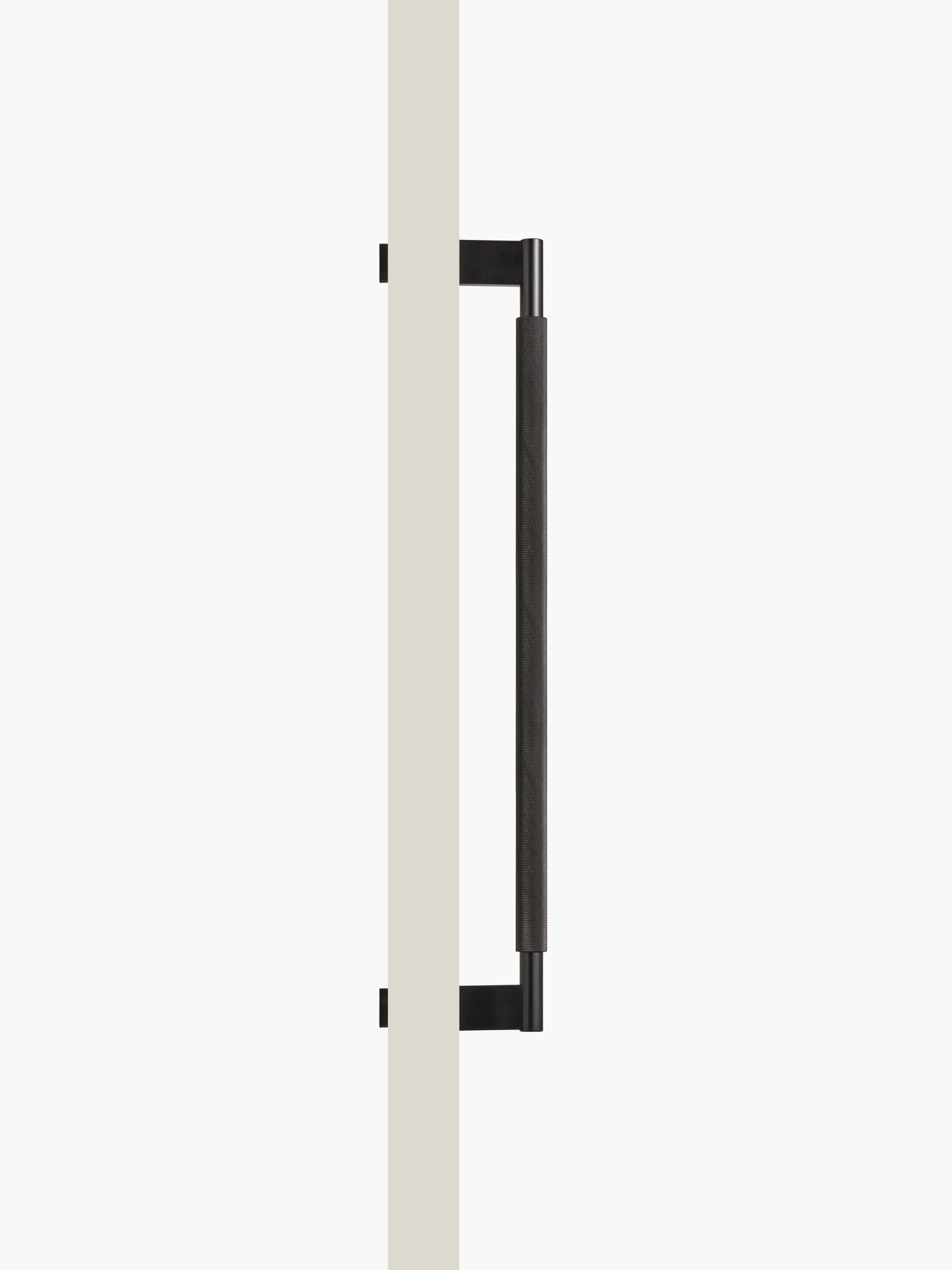 CHELSEA KNURLED APPLIANCE & DOOR PULL IN MATTE BLACK